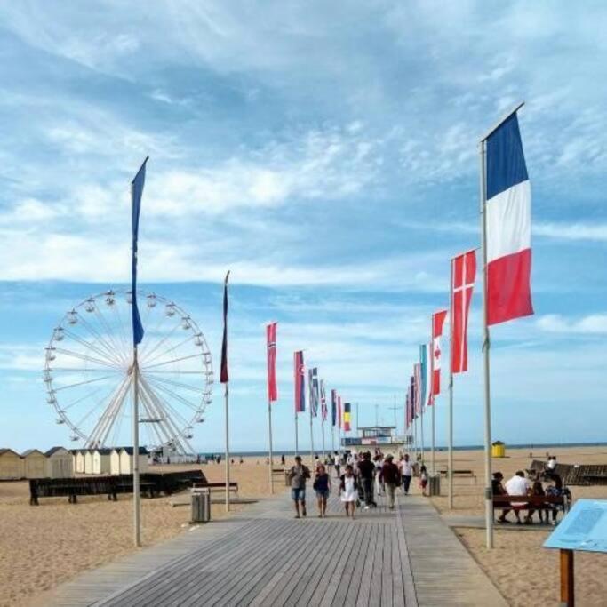 Appartement Ouistreham Proche Centre Et Plage Exterior photo