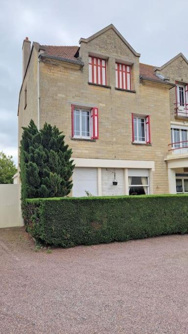 Appartement Ouistreham Proche Centre Et Plage Exterior photo